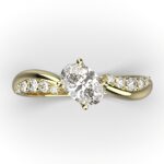 Lumière Oval LGD Ring – 18K Gold with Side Stone Cascade